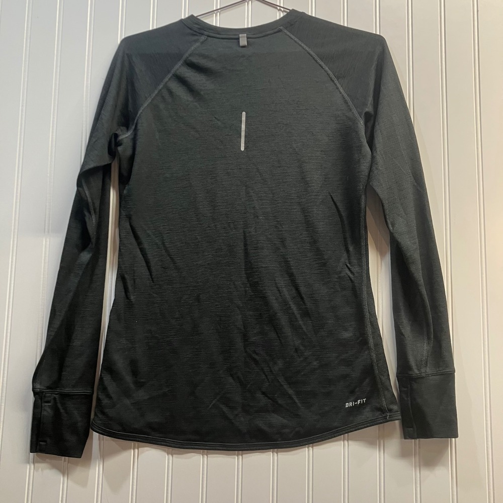 Nike Running Dri-FIT Long Sleeve Top Black Thumbholes Women M Reflective Wicking